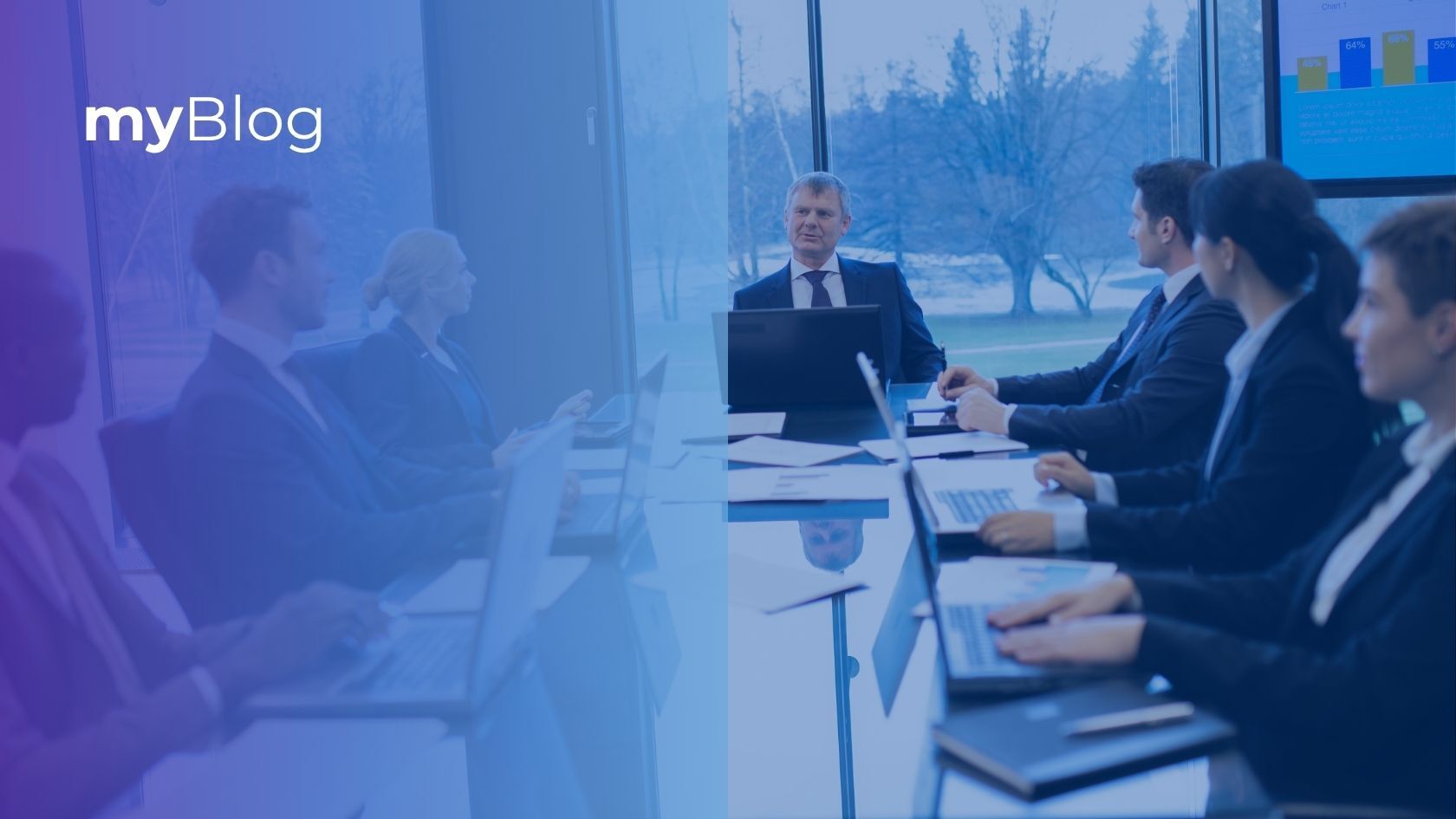 Manager in riunione con il team in una PMI italiana